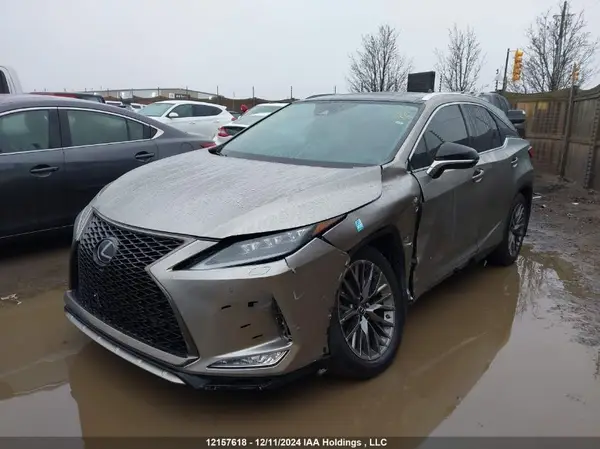 2T2YZMDA7NC361382 2022 LEXUS RX - Image 2