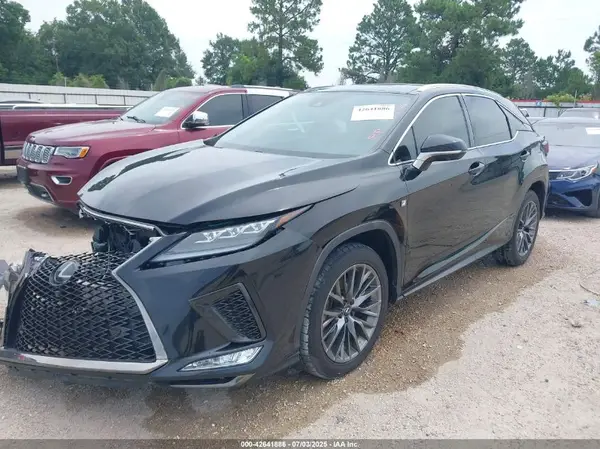 2T2YZMDA8LC253236 2020 LEXUS RX - Image 2