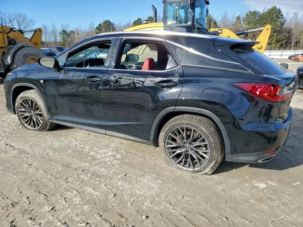 2T2YZMDAXMC283033 2021 LEXUS RX - Image 2