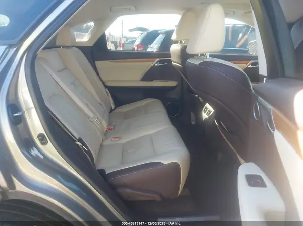 2T2ZZMCA0HC037474 2017 LEXUS RX - Image 8
