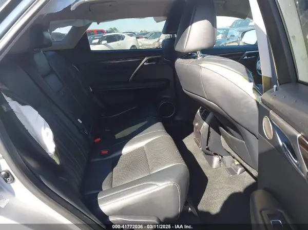 2T2ZZMCA0HC039273 2017 LEXUS RX - Image 8