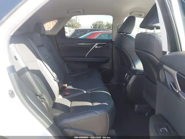 2T2ZZMCA0HC042576 2017 LEXUS RX - Image 8