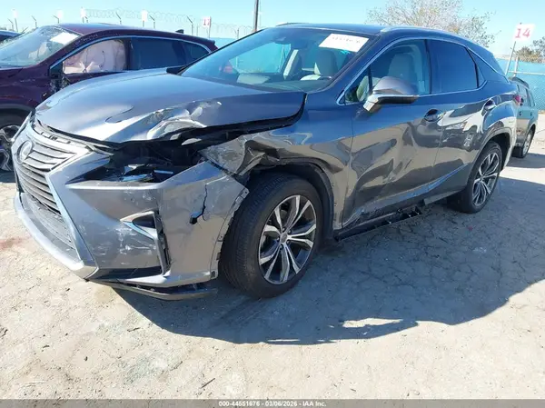 2T2ZZMCA0HC049592 2017 LEXUS RX - Image 2