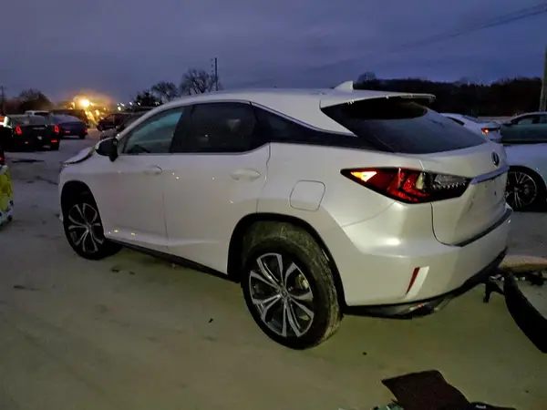 2T2ZZMCA0HC062102 2017 LEXUS RX - Image 2