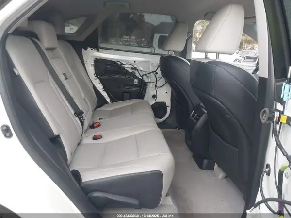 2T2ZZMCA0HC063234 2017 LEXUS RX - Image 8