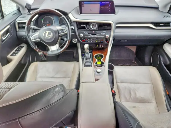 2T2ZZMCA0JC096739 2018 LEXUS RX - Image 8