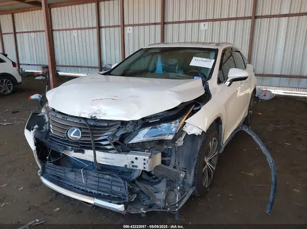 2T2ZZMCA0JC097678 2018 LEXUS RX - Image 2