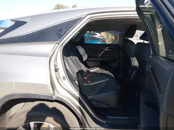2T2ZZMCA0JC108453 2018 LEXUS RX - Image 8