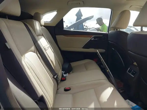 2T2ZZMCA0KC119065 2019 LEXUS RX - Image 8