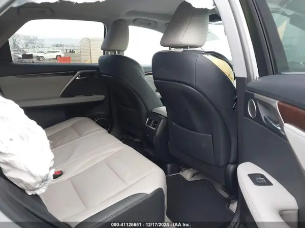 2T2ZZMCA0KC125528 2019 LEXUS RX - Image 8