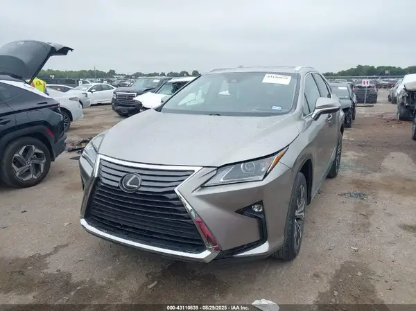 2T2ZZMCA0KC126663 2019 LEXUS RX - Image 2