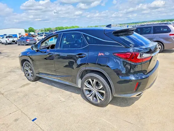 2T2ZZMCA0KC128414 2019 LEXUS RX - Image 2
