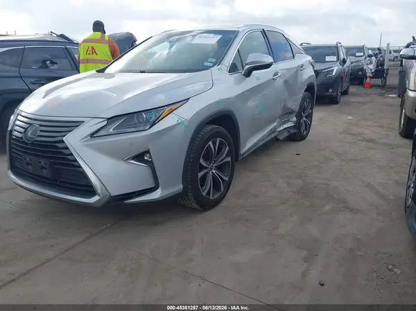 2T2ZZMCA0KC151031 2019 LEXUS RX - Image 2