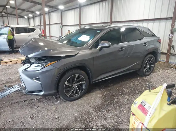 2T2ZZMCA1GC001002 2016 LEXUS RX - Image 2
