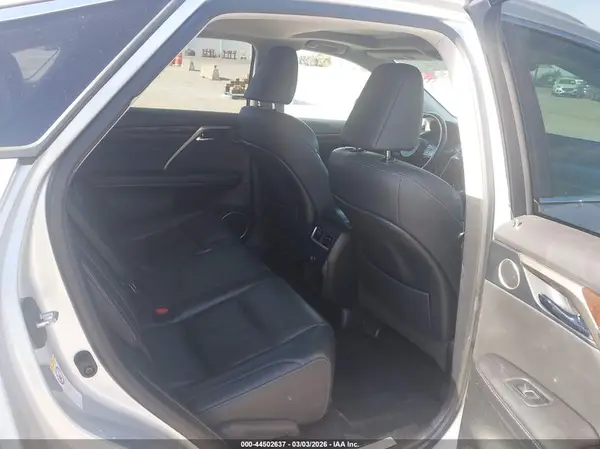 2T2ZZMCA1GC006927 2016 LEXUS RX - Image 8