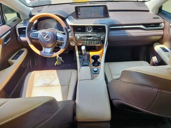 2T2ZZMCA1JC097138 2018 LEXUS RX - Image 8