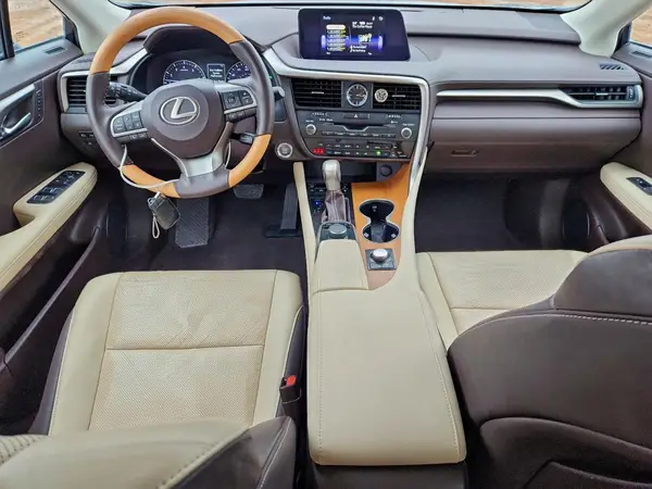 2T2ZZMCA1KC118846 2019 LEXUS RX - Image 8