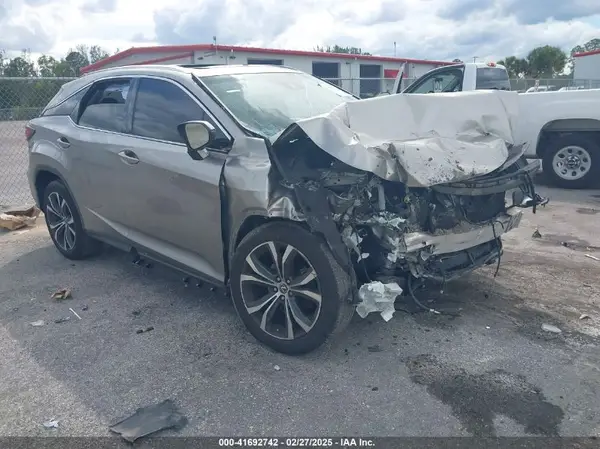 2T2ZZMCA1KC131631 2019 LEXUS RX - Image 1