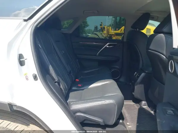 2T2ZZMCA1KC136084 2019 LEXUS RX - Image 8