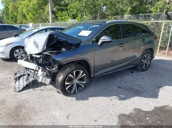 2T2ZZMCA2GC010890 2016 LEXUS RX - Image 2