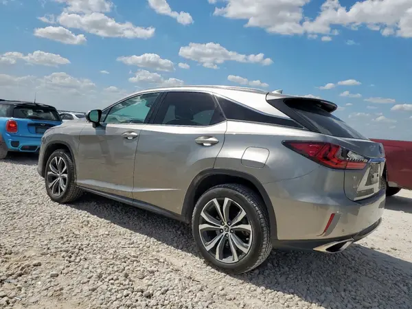 2T2ZZMCA2JC106395 2018 LEXUS RX - Image 2