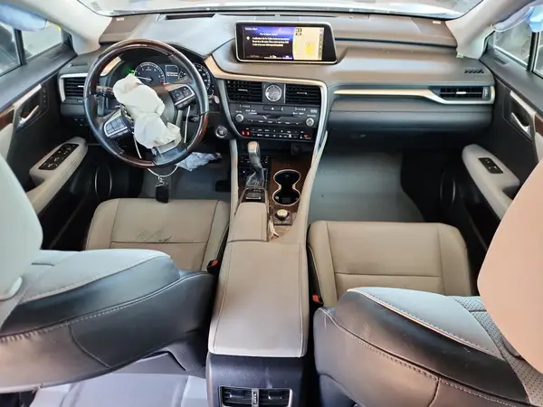 2T2ZZMCA2JC109782 2018 LEXUS RX - Image 8