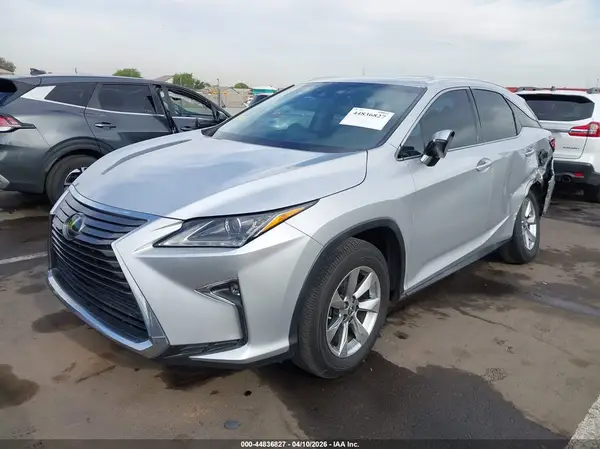 2T2ZZMCA2JC110284 2018 LEXUS RX - Image 2