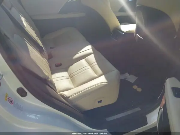 2T2ZZMCA2JC111967 2018 LEXUS RX - Image 8