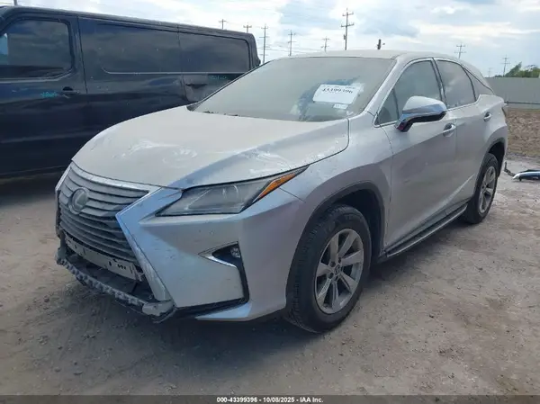 2T2ZZMCA2KC119679 2019 LEXUS RX - Image 2