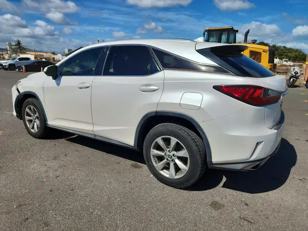 2T2ZZMCA2KC135736 2019 LEXUS RX - Image 2