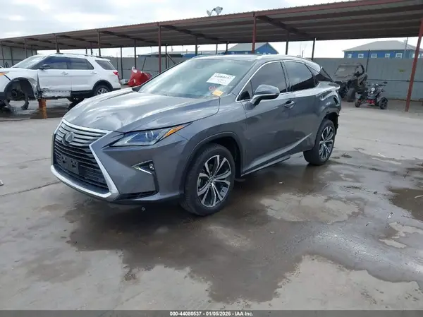 2T2ZZMCA2KC137521 2019 LEXUS RX - Image 2