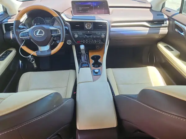 2T2ZZMCA2KC139981 2019 LEXUS RX - Image 8