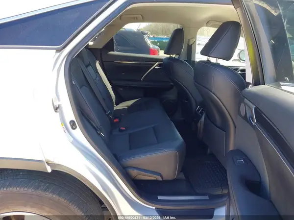 2T2ZZMCA2KC150978 2019 LEXUS RX - Image 8