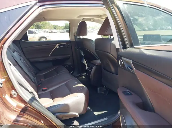 2T2ZZMCA3GC005018 2016 LEXUS RX - Image 8