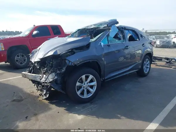 2T2ZZMCA3HC045617 2017 LEXUS RX - Image 2