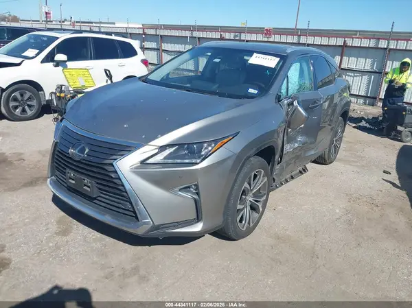 2T2ZZMCA3HC091321 2017 LEXUS RX - Image 2