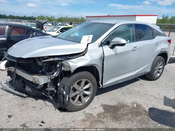 2T2ZZMCA3JC094080 2018 LEXUS RX - Image 2