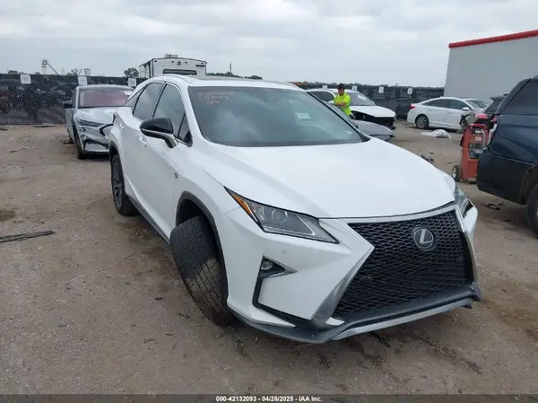 2T2ZZMCA3JC097089 2018 LEXUS RX - Image 1