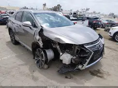 2T2ZZMCA3JC101979 2018 LEXUS RX