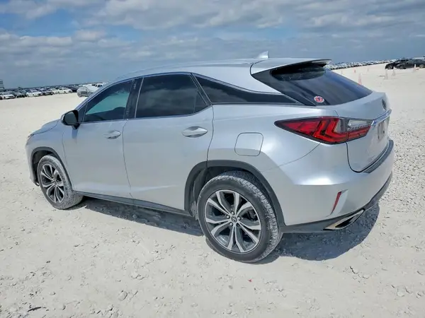 2T2ZZMCA3KC119190 2019 LEXUS RX - Image 2