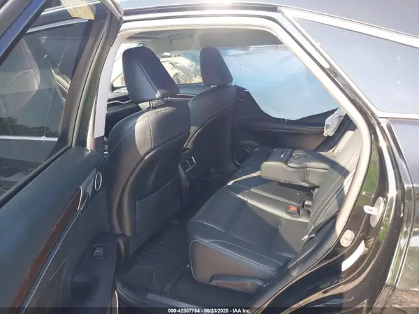 2T2ZZMCA3KC120789 2019 LEXUS RX - Image 8