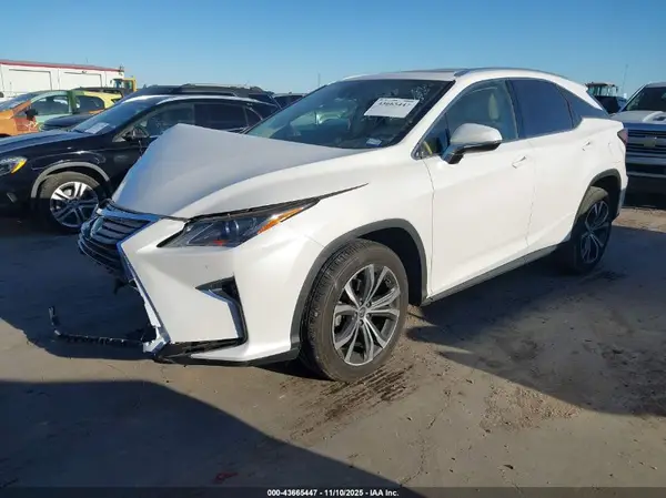 2T2ZZMCA3KC133350 2019 LEXUS RX - Image 2