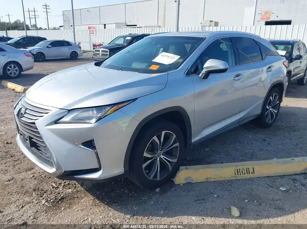 2T2ZZMCA4HC073023 2017 LEXUS RX - Image 2