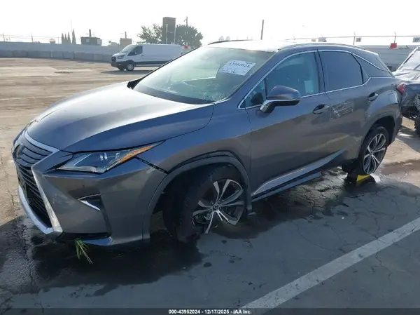 2T2ZZMCA4JC094525 2018 LEXUS RX - Image 2