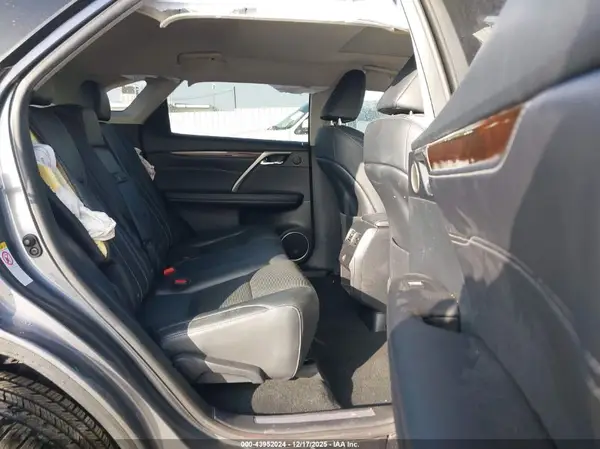2T2ZZMCA4JC094525 2018 LEXUS RX - Image 8