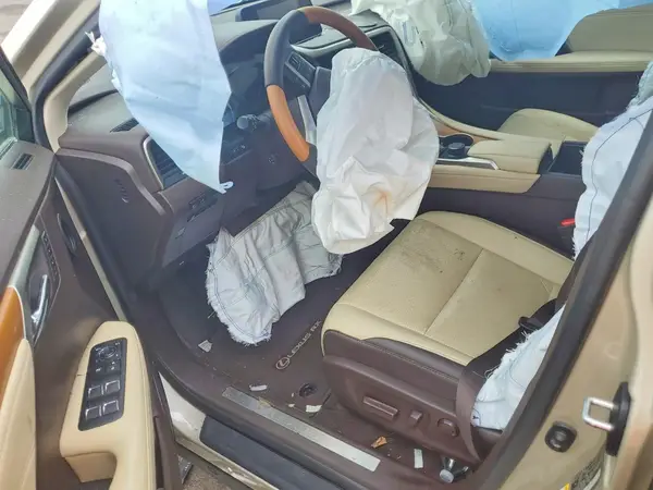 2T2ZZMCA4JC096162 2018 LEXUS RX - Image 8