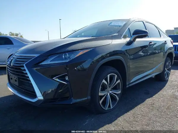 2T2ZZMCA4KC140808 2019 LEXUS RX - Image 2