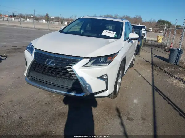 2T2ZZMCA5GC013573 2016 LEXUS RX - Image 2