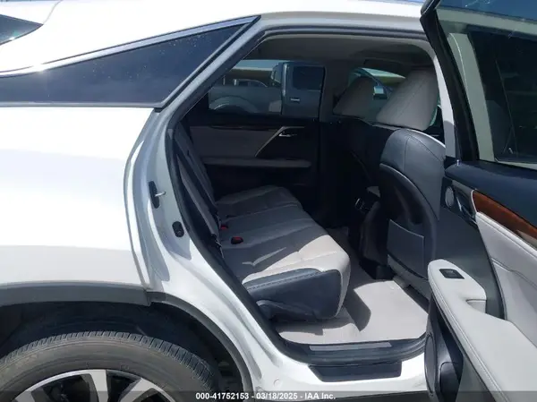 2T2ZZMCA5HC046686 2017 LEXUS RX - Image 8