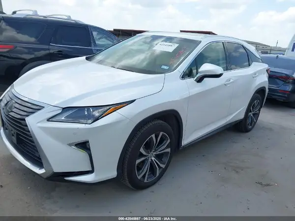 2T2ZZMCA5HC060460 2017 LEXUS RX - Image 2